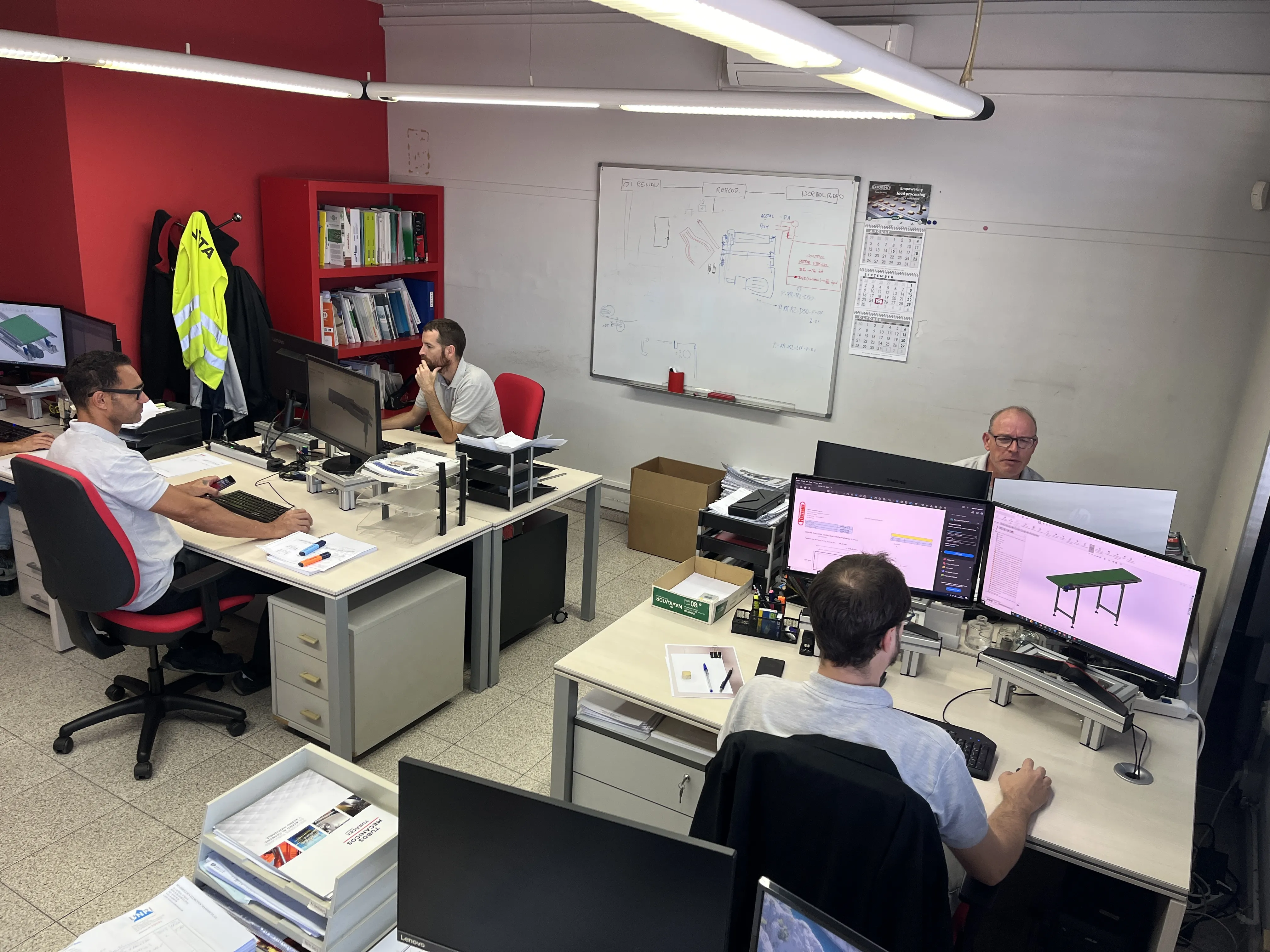 Ancienne Photographie des ateliers et convoyeurs